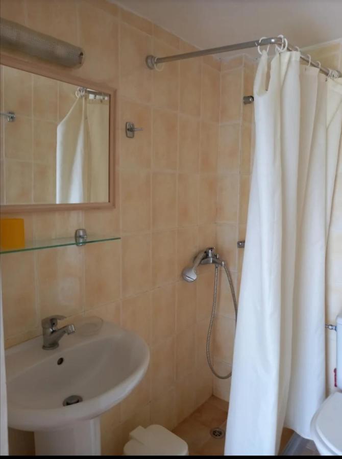 Argo Rooms Áyios Nikítas Exteriör bild